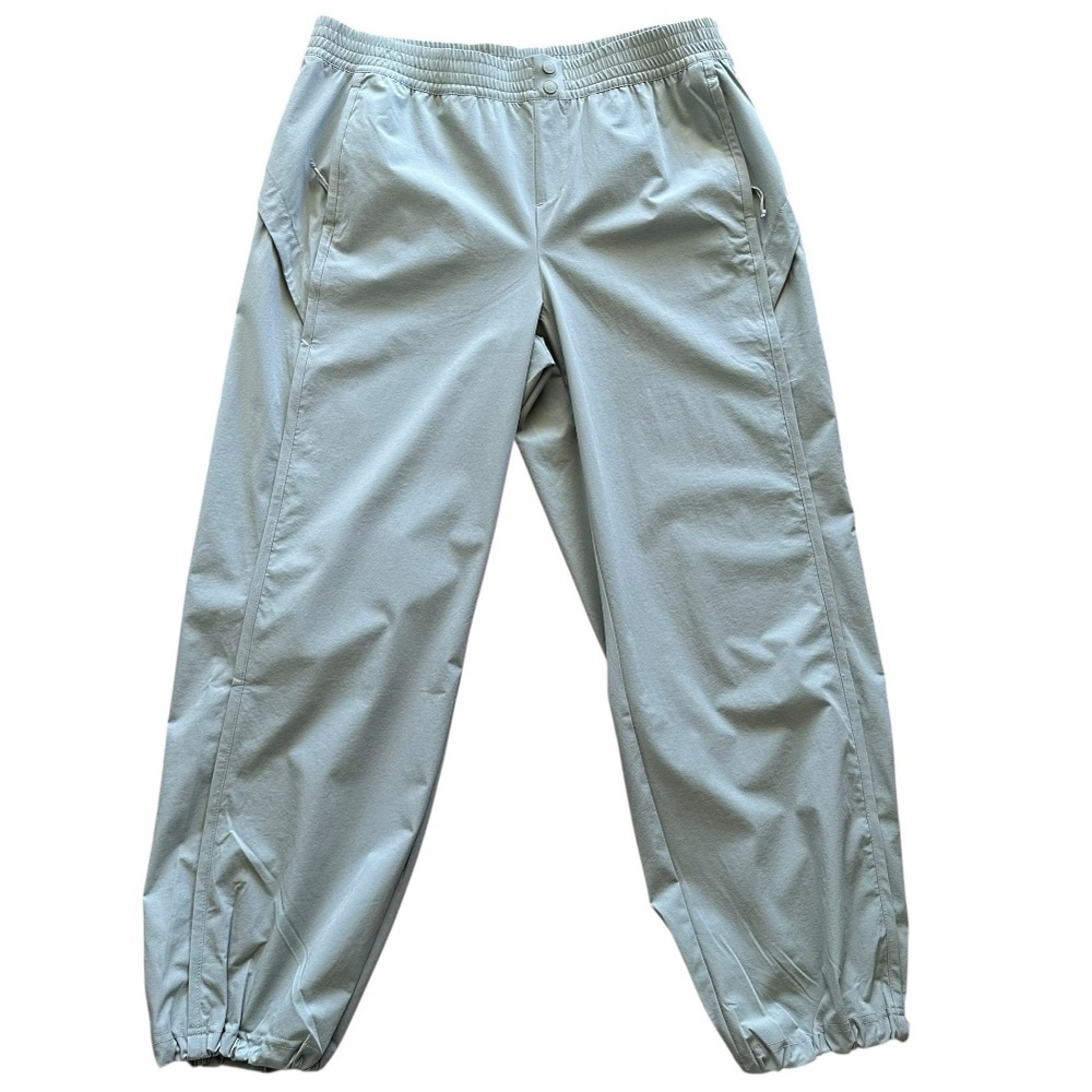 Avalanche Women’s Joggers Sage Green Size L NWT